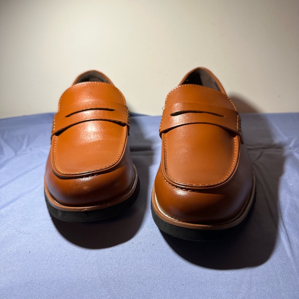 Elegant Tan Leather Slip-On Loafers